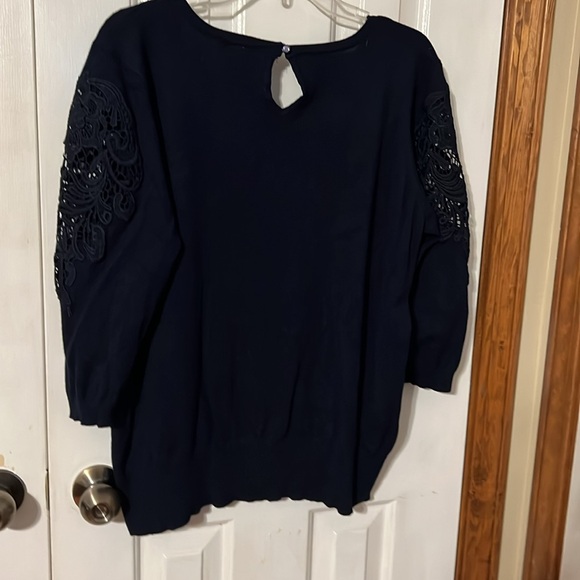 Deep Navy Rod & Ali sweater - Picture 7 of 9